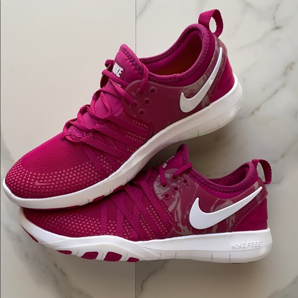 NWT Nike Free TR 7 fuchsia running shoes - Picture 4 of 8